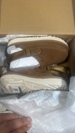 Ugg