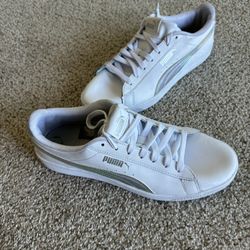 PUMA Women's Vicky V3 Sneaker White Leather W/Rainbow Size 7.5