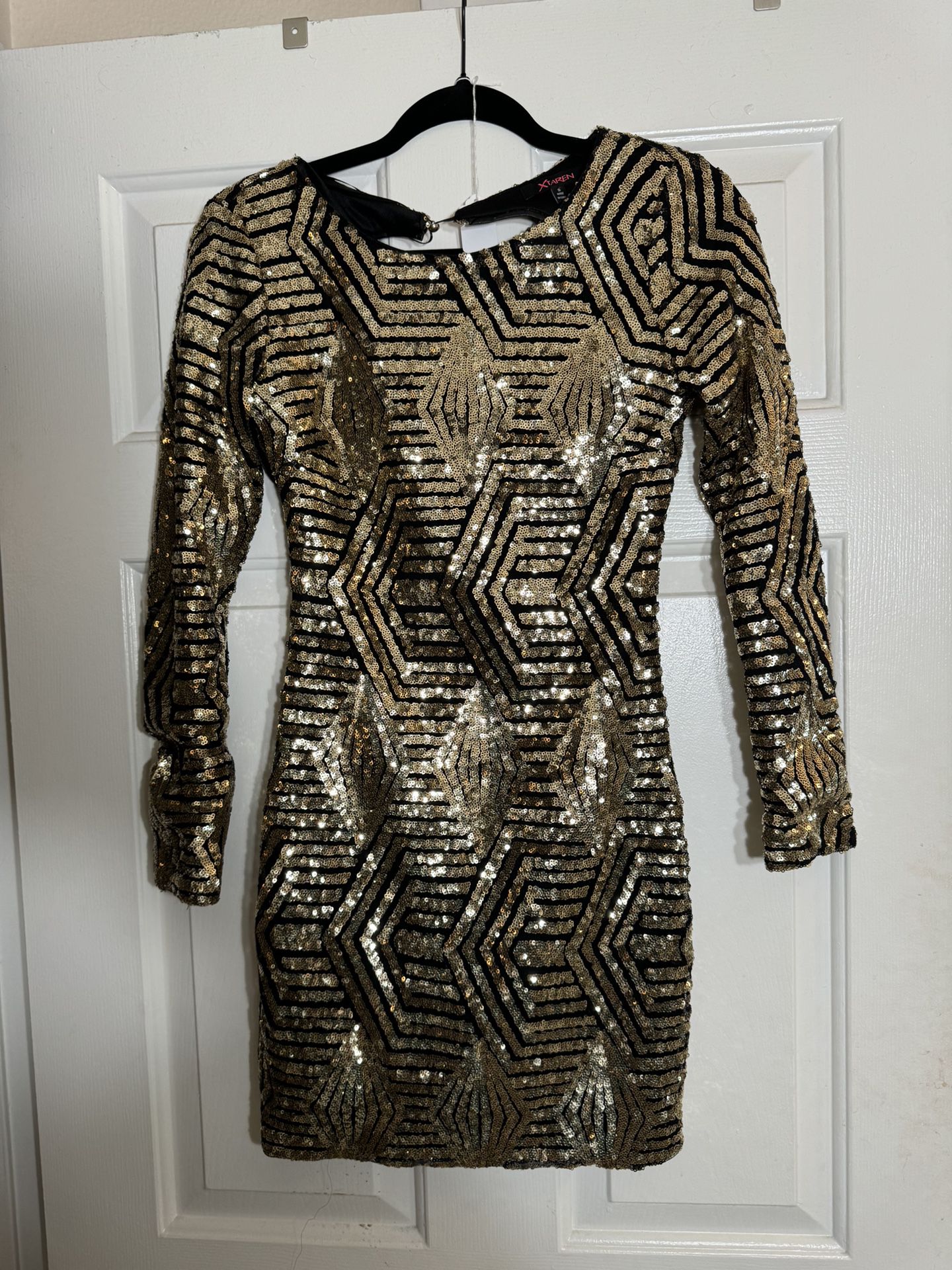 Black and Gold Sequined Dress Like New 