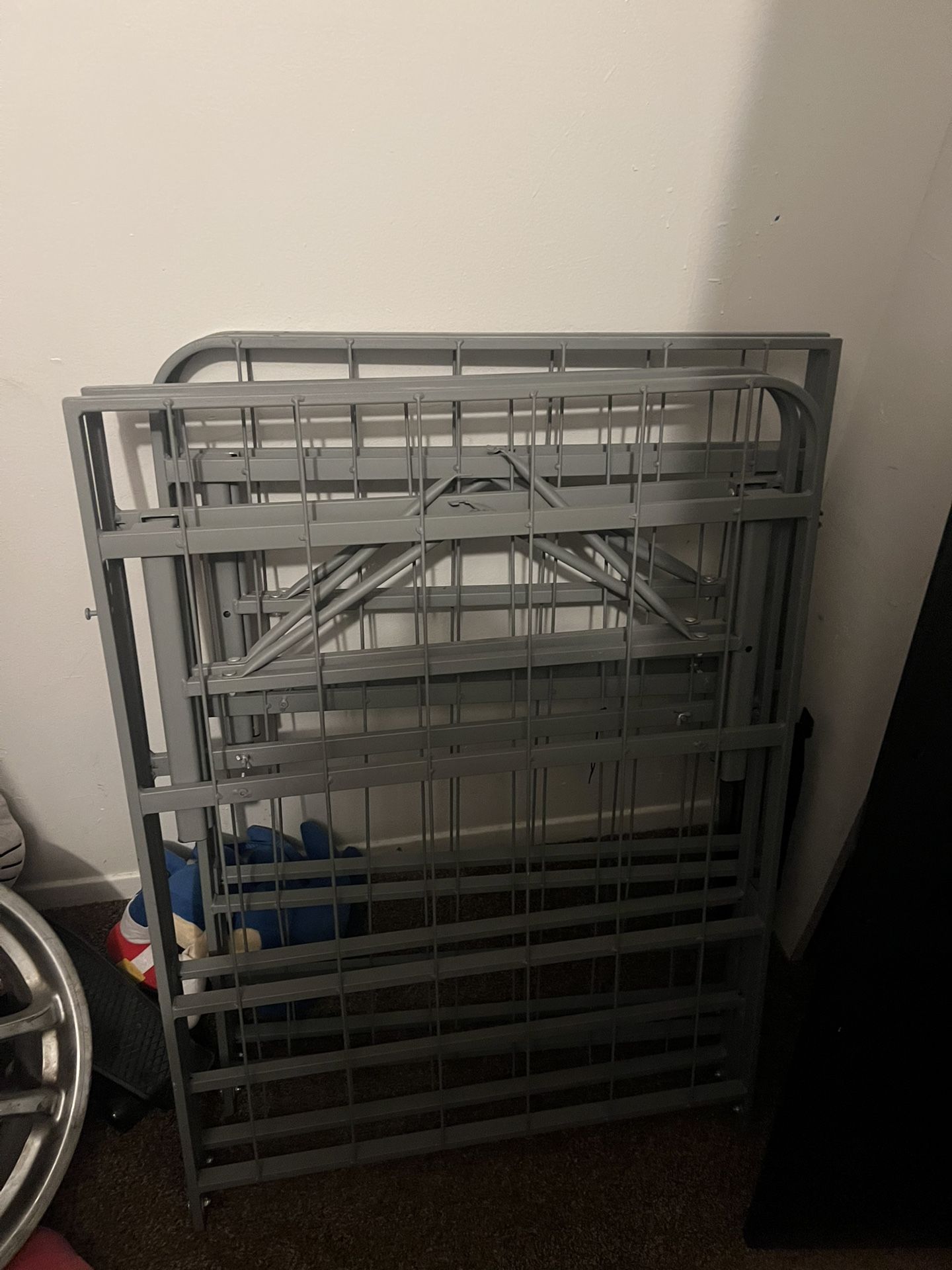 Queen Size Bed Floating Bed Frame