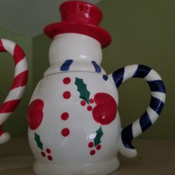 Brandnew Christmas Tea Pot
