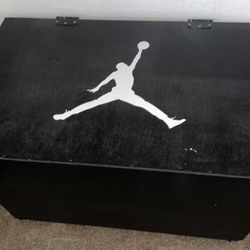 Big Jordan Box 