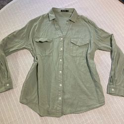 Women's Besfly Button Shirt Size Medium