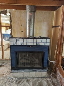 Gas/Wood Fireplace