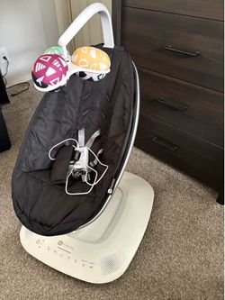4MOMS swing