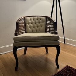 Barrel Chair 