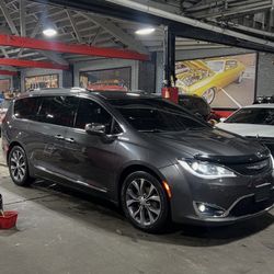 Chrysler Pacifica