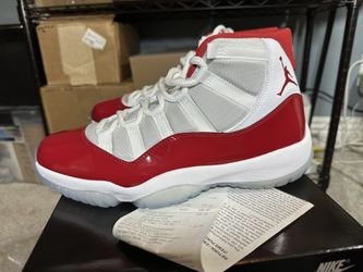 Jordan 11 Cherry Sz 10