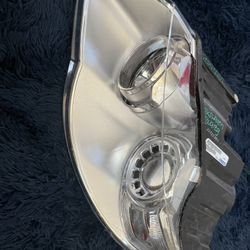 Volkswagen Touareg Headlight