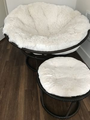 World Market Ivory Mongolian Faux Fur Papasan Cushion Moon Chair For Sale In Secaucus Nj Offerup