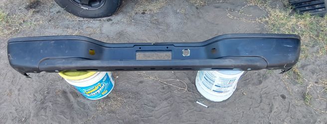 99-06 GM Bumper