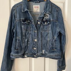 Mossimo Supply Co. - Women’s Jean Jacket/ Size: Large 