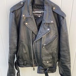 Heavy duty authentic genuine leather jacket. Great condition! Bonus. Size 50 (KP)