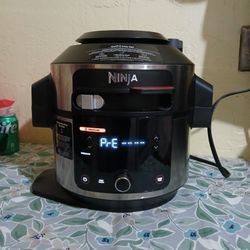 Ninja Foodi Air Fryer Pressure Cooker ....