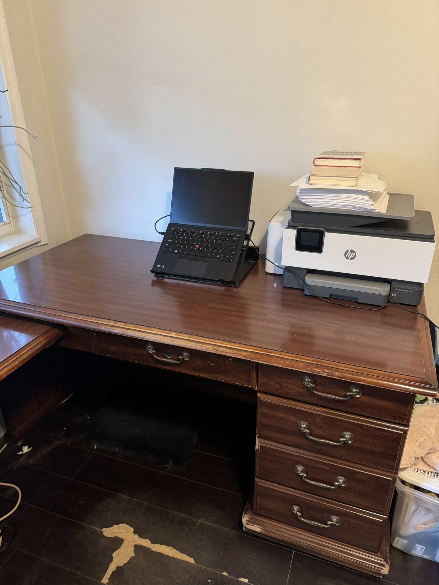 Free L-Shaped Office Desk