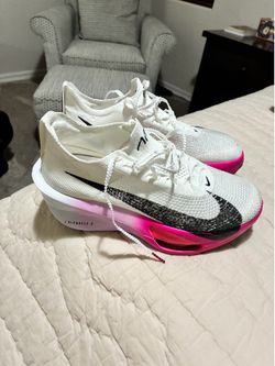 Nike alpha fly size 9.5