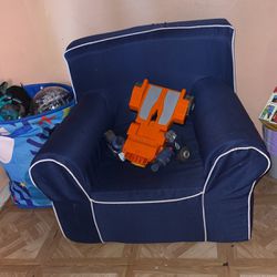 Small Kids Chair 