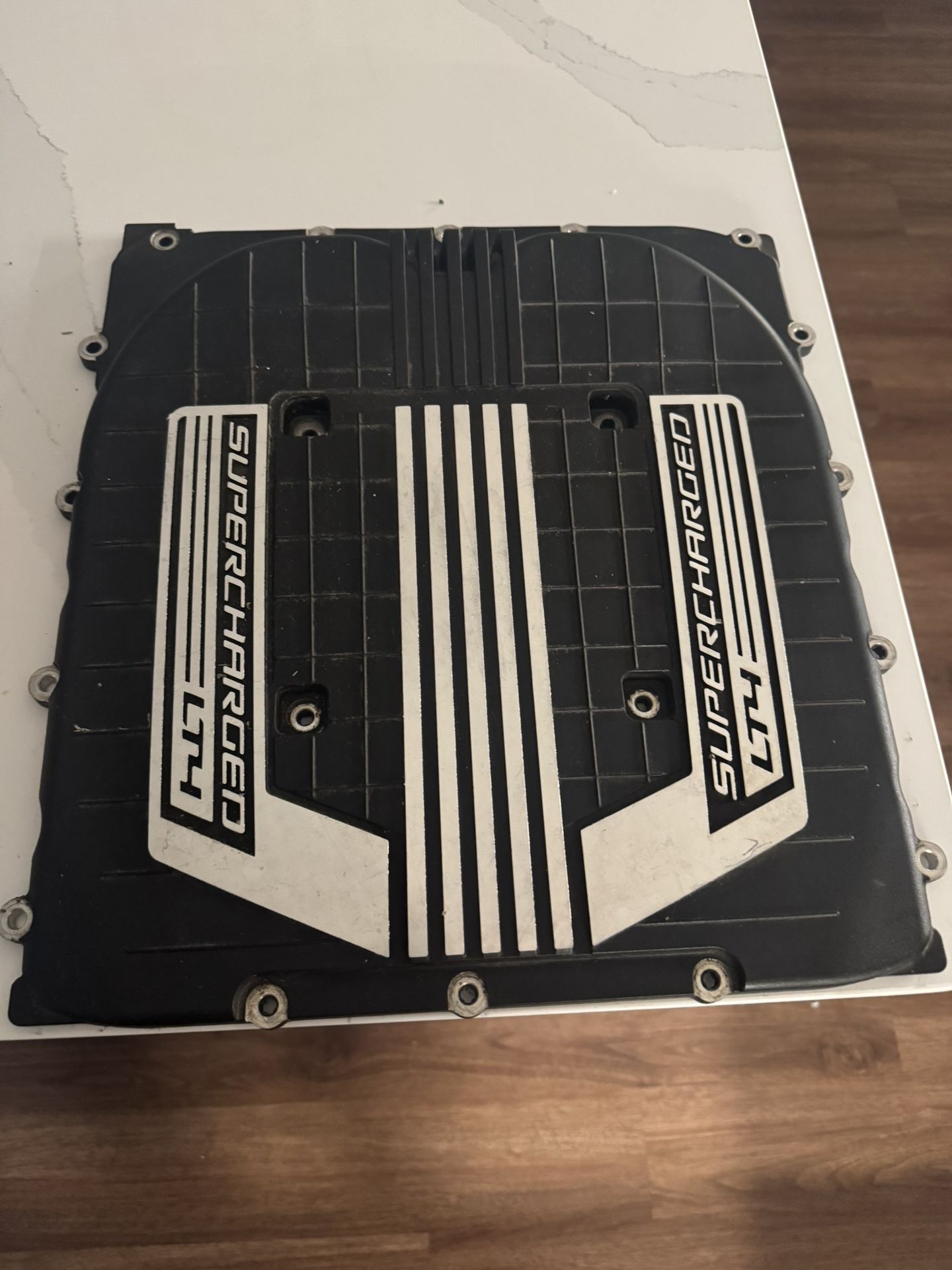 LT4 supercharger lid