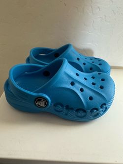 Toddler crocs