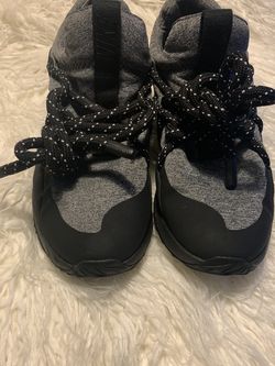 NIKE WOMENS CITY LOOP AA1097-001 BLACK/WHITE s. 9