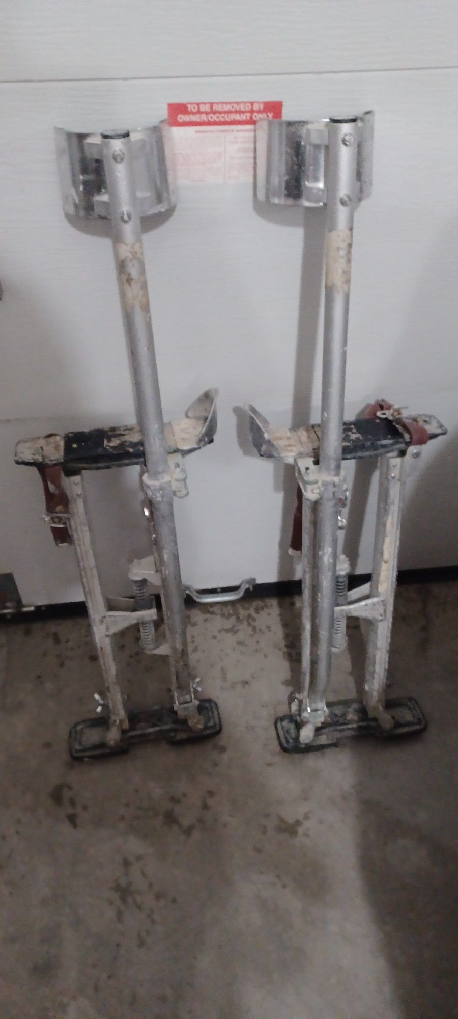 Very Nice Aluminum Sheetrock Stilts
