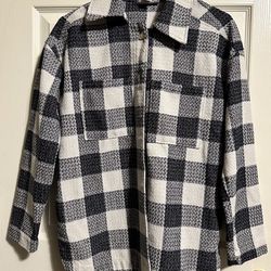 Liz Claiborne Checkered Shirt Size Small