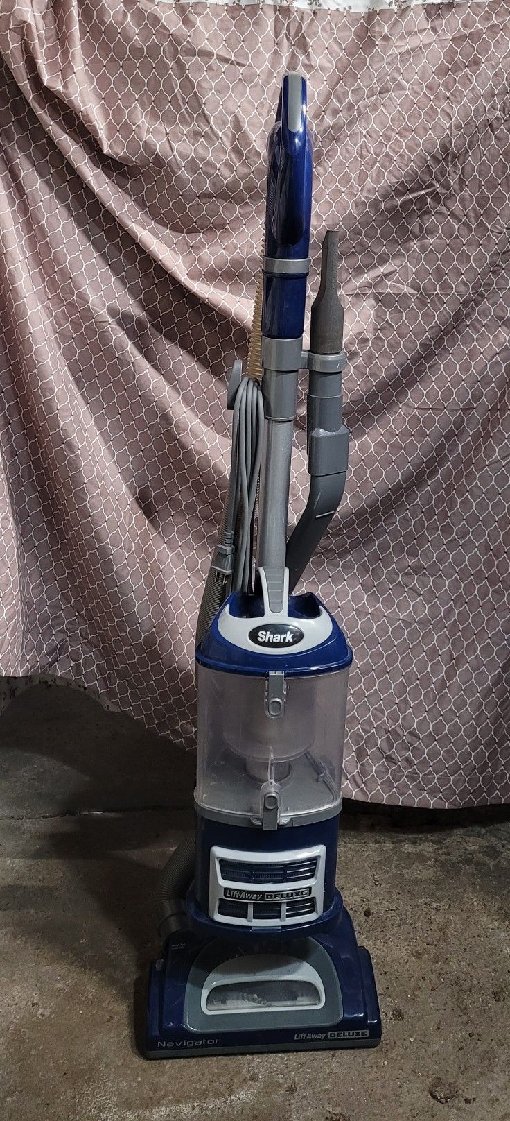 Shark vacuum Cleaner .....