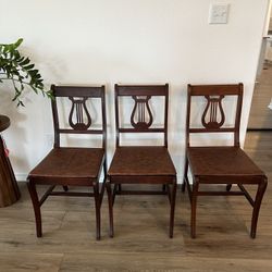Set of 3 vintage chairs