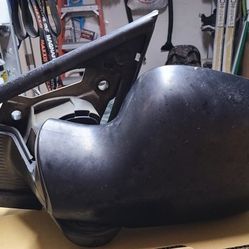 2001 To 2007 Dodge Grand Caravan Exterior Mirrors Left And Right Side