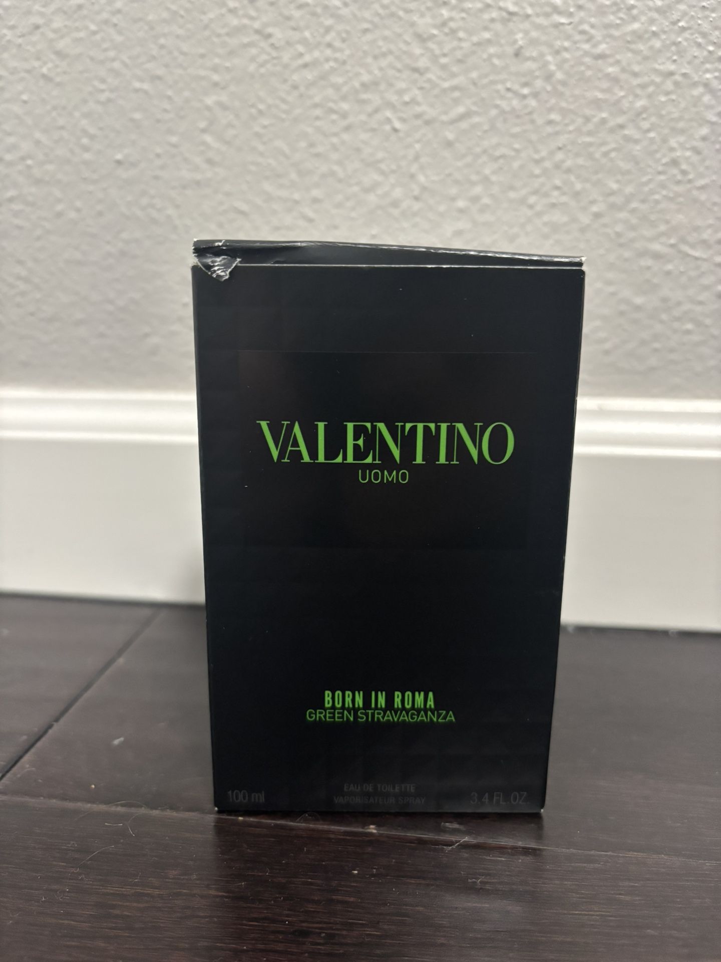 Valentino Born In Roma Green stravaganza