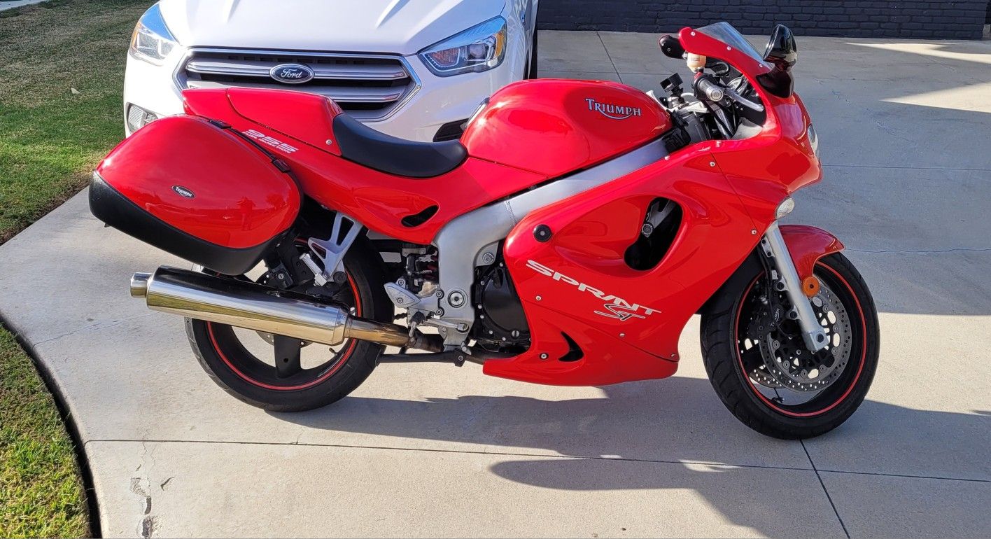 1999 Triumph Sprint 955st