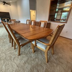 Solid Oak Dining Set Expands To 106 Inches Eight Chairs, Custom Pads, Excellent Condition