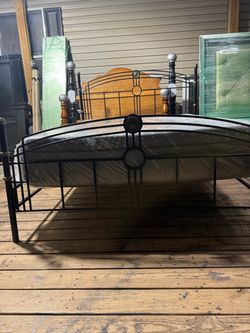 Black Metal Bed Frame with Footboard with mattress