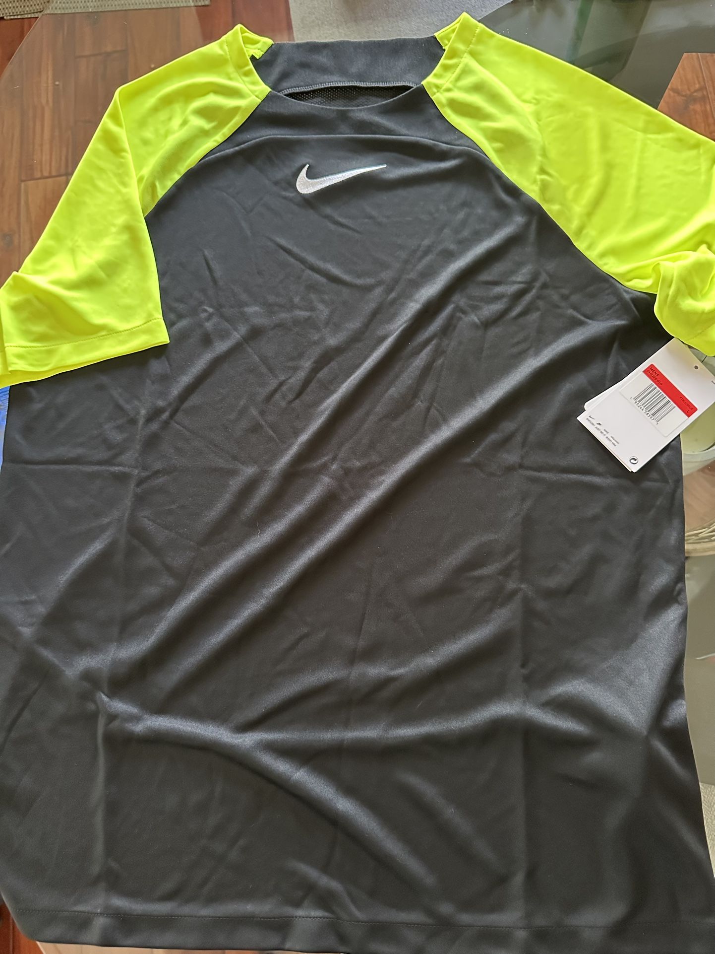 Men Nike Short Sleeve Academy Pro Large