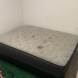 Queen Mattress And Box spring 