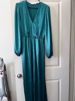 Women’s dresses