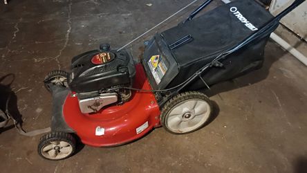675 yard machine 190 cc lawnmower