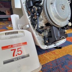 Great Johnson 7.5 Motor. Just Serviced. 80s Motor 