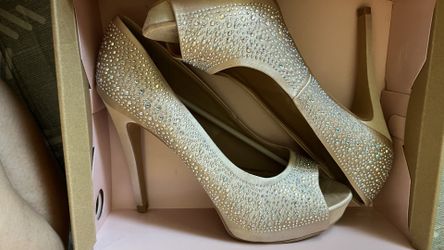 Heels size 8
