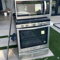 2019 Whirlpool Full Kitchen Set Only $750