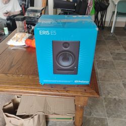 Presonus.  Eris. E5