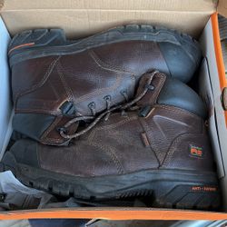 11.5 Wide. Men’s Work Boots