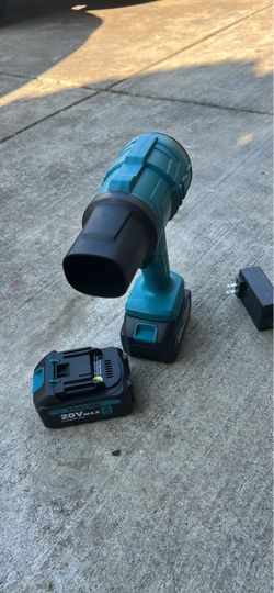 20 volt mini blower with 2 battery and charger brand new