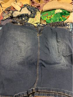 Women’s below the knee denim skirt size 16