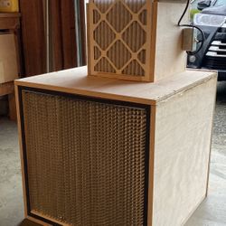 Laminar Flow Hood With Medical Grade HEPA Filter