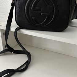 authentic Black leather Gucci Crossbody Bag