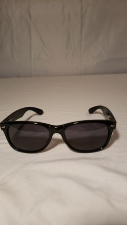 Black men's Foster Grant Sunglasses