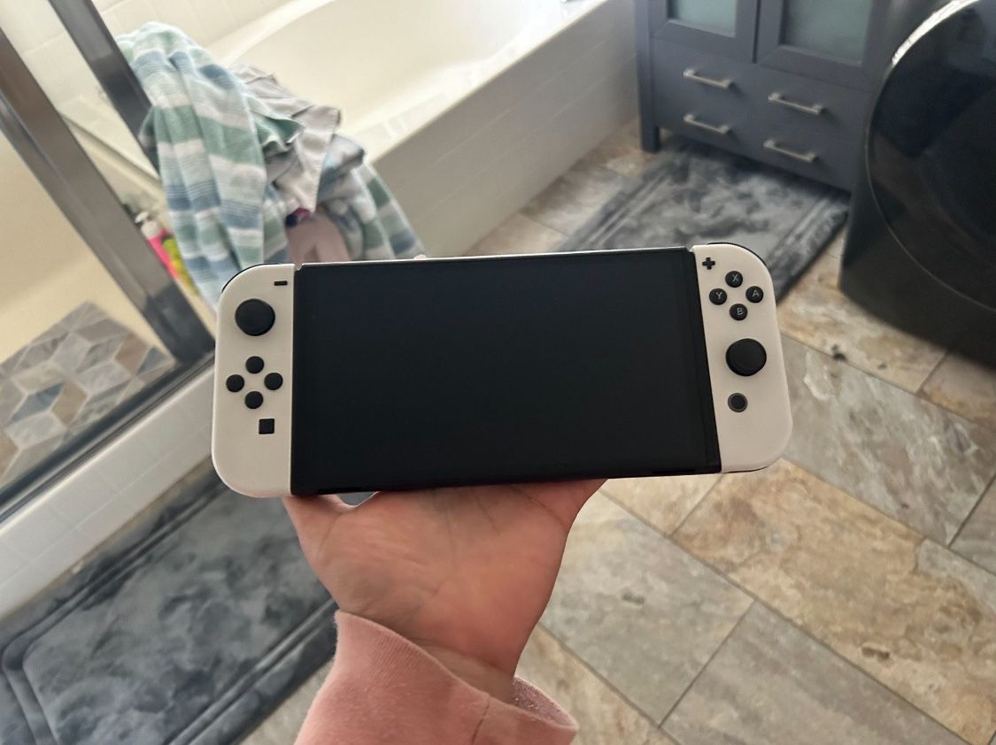 Nintendo Switch OLED