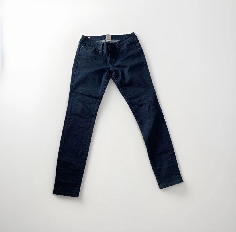 ✨New✨ Size 32 Women’s Dark Blue Denim Jeans True Religion Black Sparkle