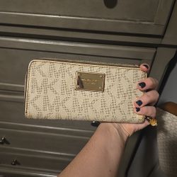 michael kors wallet 